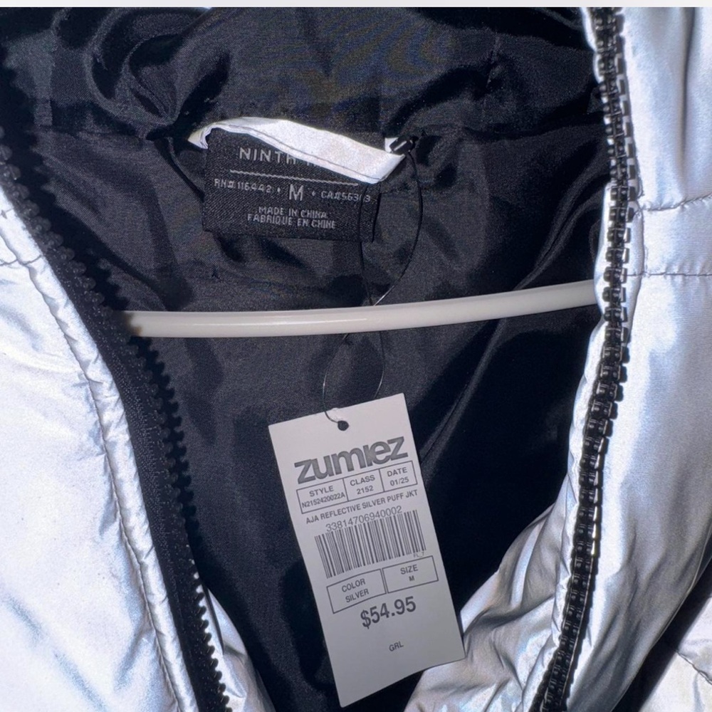 jacket - Picture 4 of 4